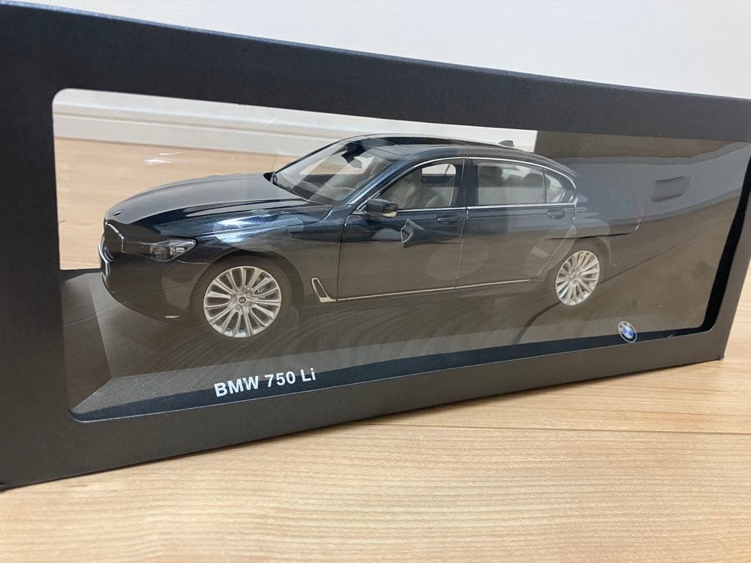 BMW 750 Li ミニカー 1/18 黒 1/18 Scale BMW 7 Series 750 Li 2017 Grey Diecast Car Model Toy