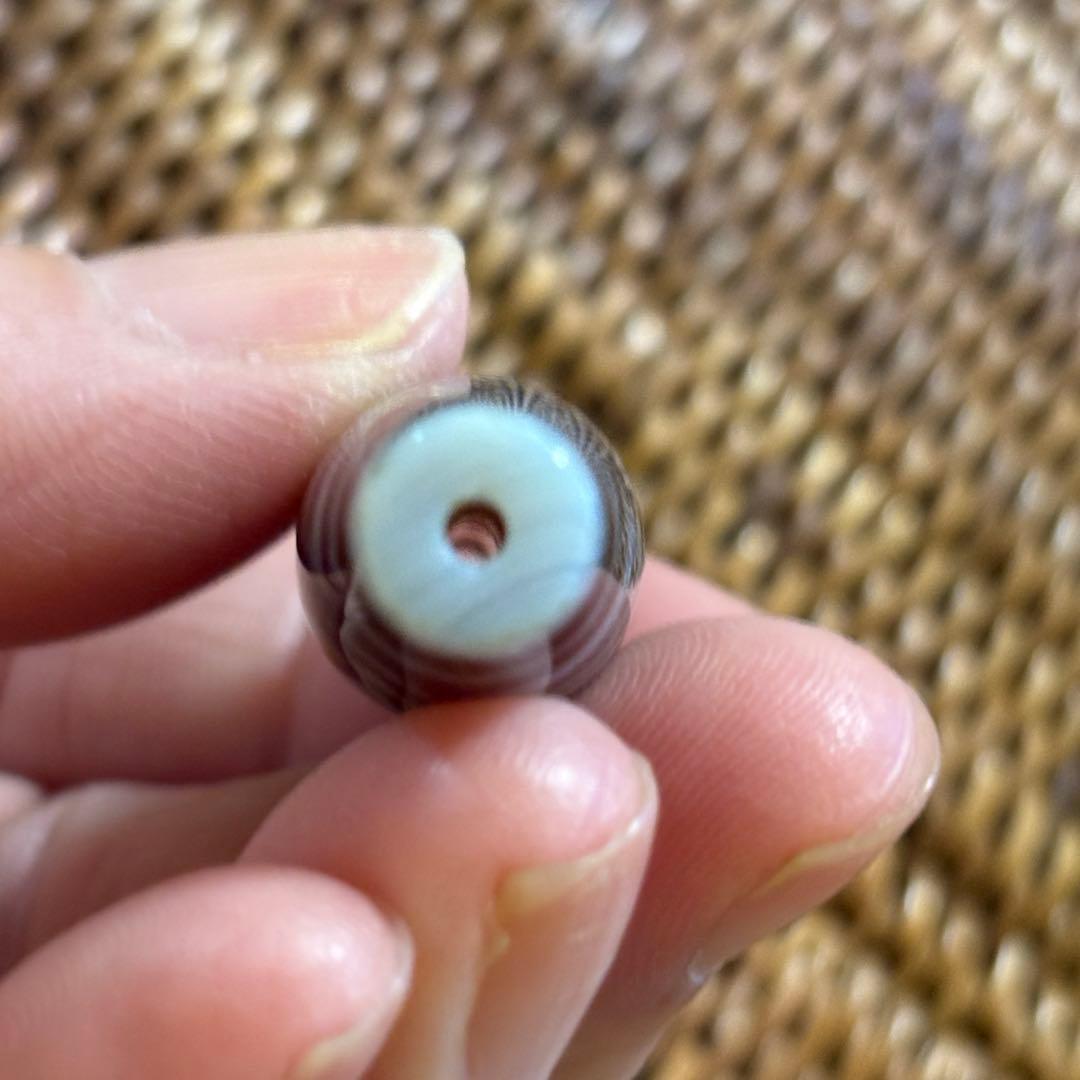希少✩.*˚白ベース 龍眼天珠(*´˘`*)