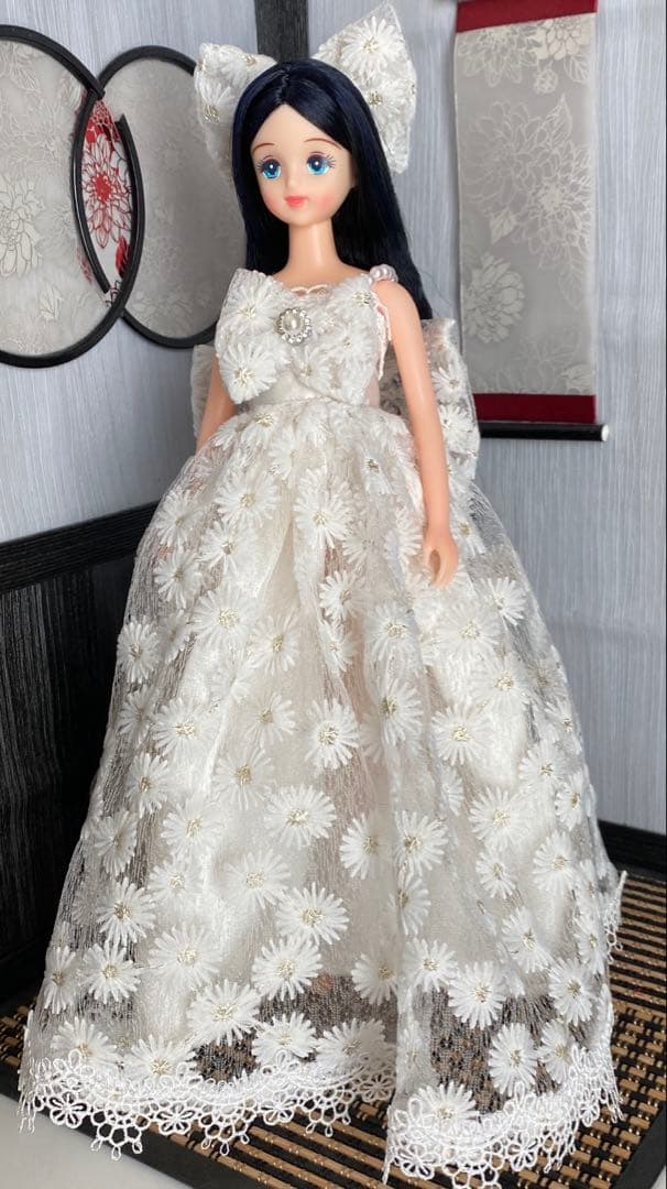 ジェニー ジェニーフレンド momoko 27センチドール ドレス（白