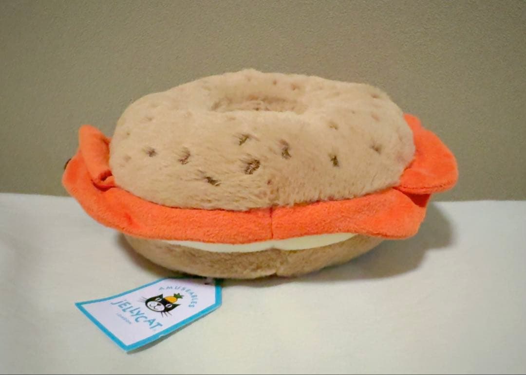 《新品タグ付き》ジェリーキャット ベーグル パン ぬいぐるみ