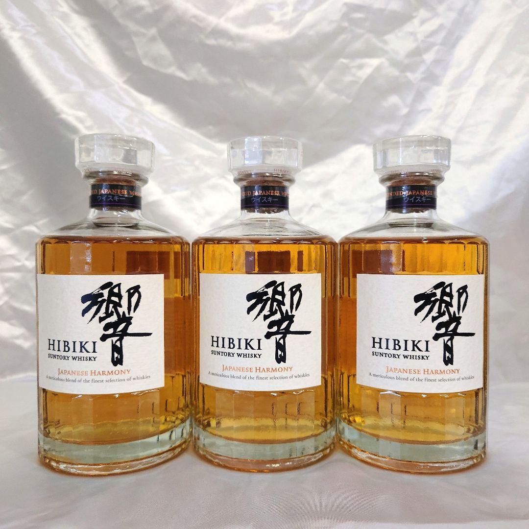 サントリー響ジャパニーズハーモニー700ミリが3本です