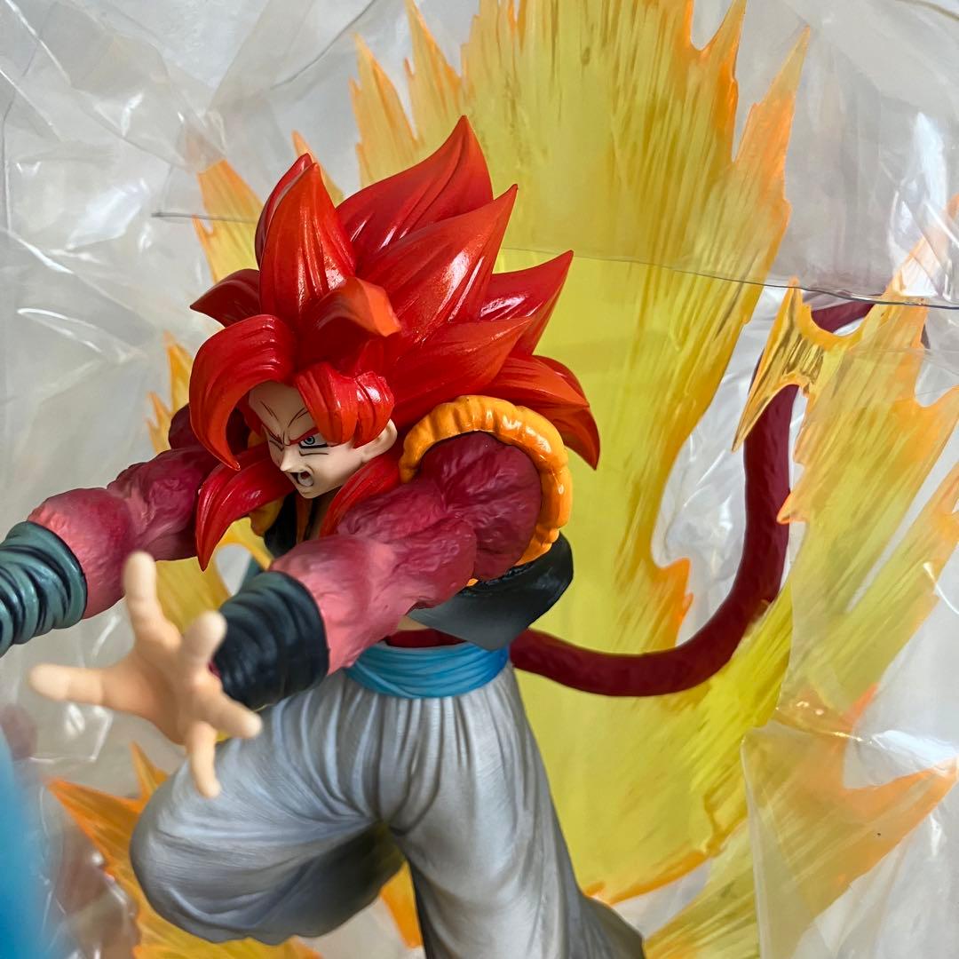 美品】フィギュアーツZERO 超サイヤ人4 ゴジータ 究極パワーのサイヤ人