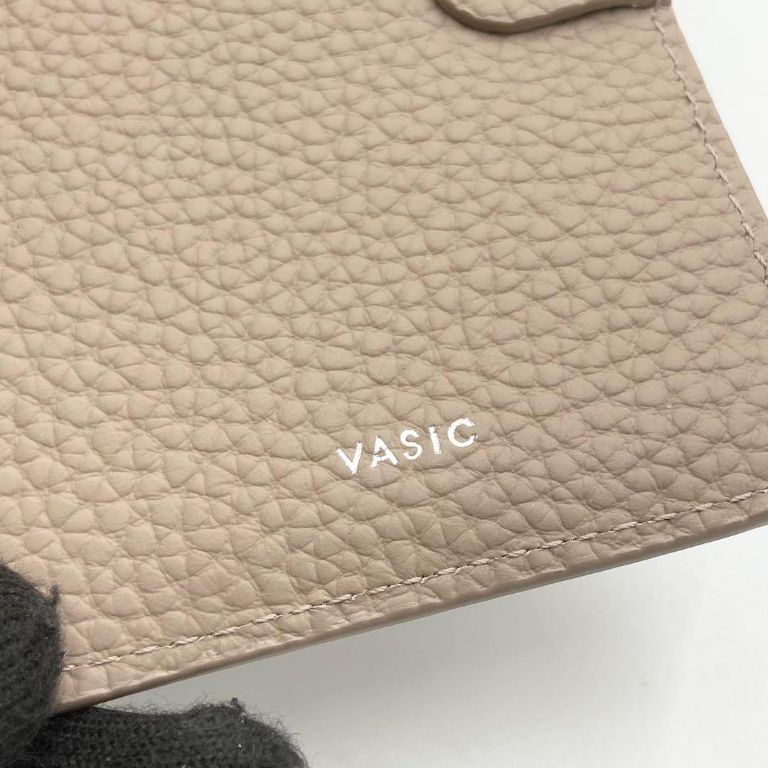 未使用級 vasic ROUND MINI 折り財布 ノット レザー ストーン ROUND