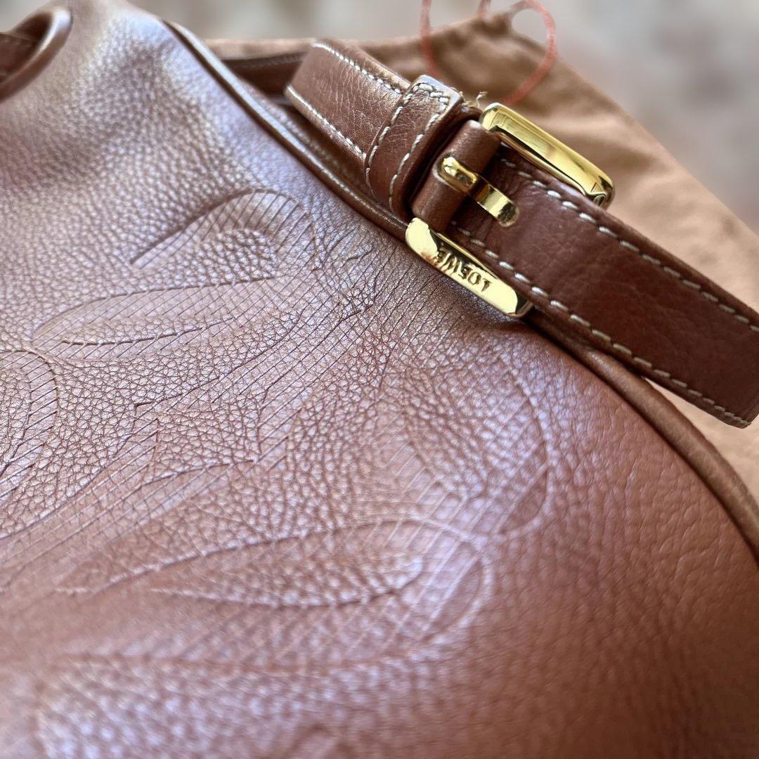 LOEWE アナグラム 2way ショルダーバック 肩掛け 巾着 レザー