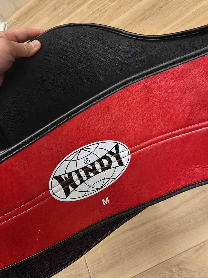 MUNDY ボディープロテクター Mサイズ レッド