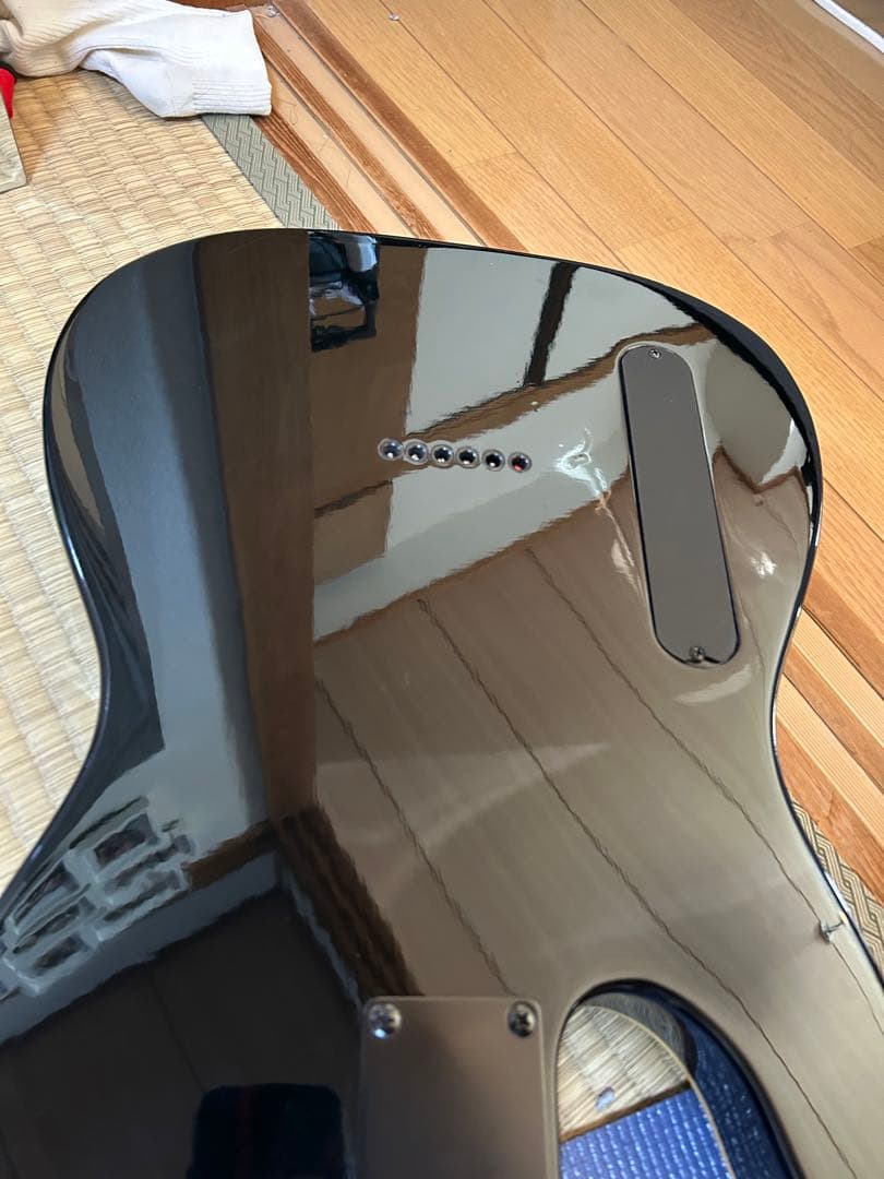 ブラック エレキギター フェルナンデス、状態良い