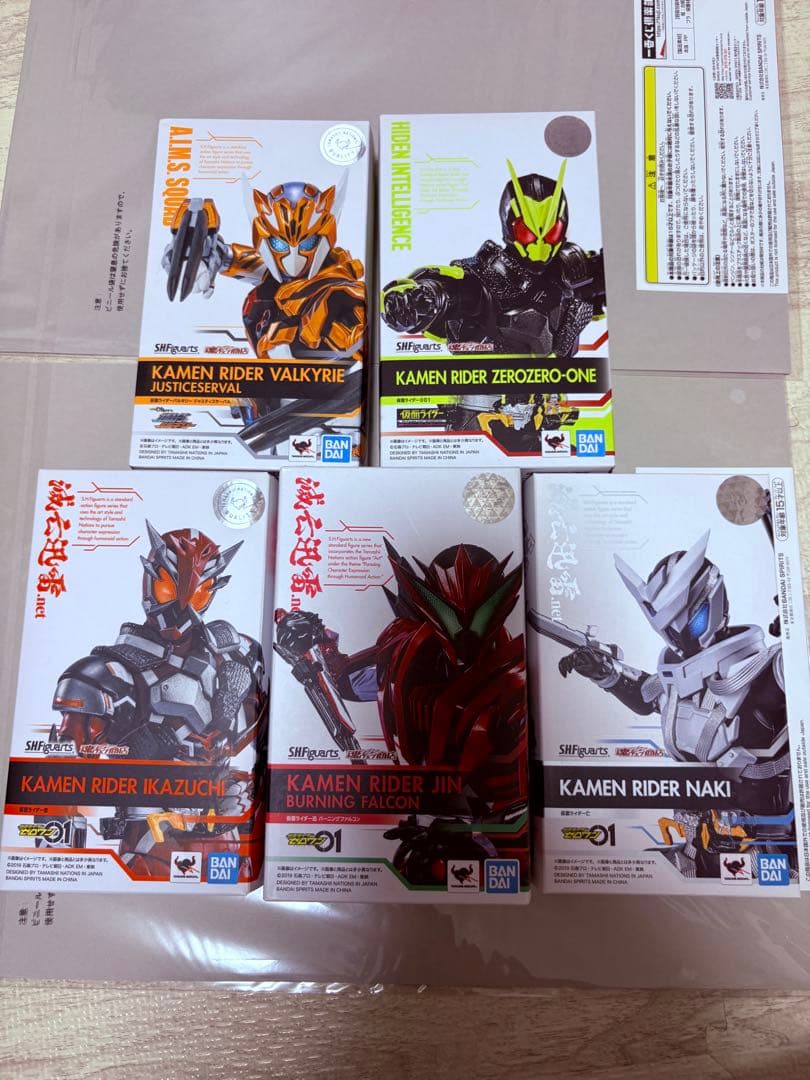 ヒ*ヨ様 SHFiguarts 仮面ライダーゼロワンシリーズ Amazon.com: TAMASHII Nations S.H.Figuarts Kamen Rider Zero-One