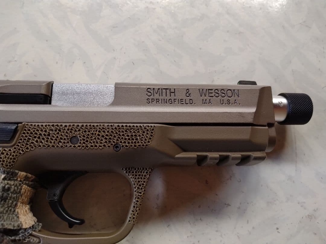 東京マルイ M&P9 Vカスタム ガスブローバック　中古品