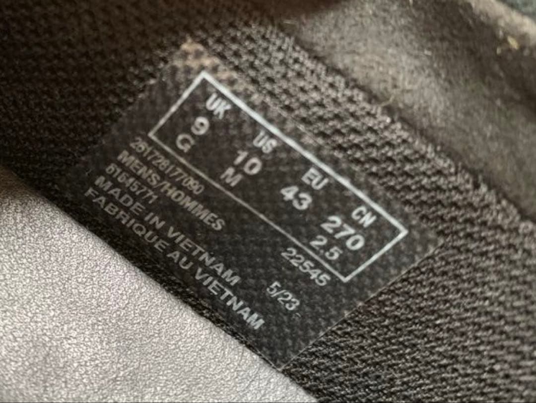 美品　Clarks WALLABEE 2 WP ブラック　スエード