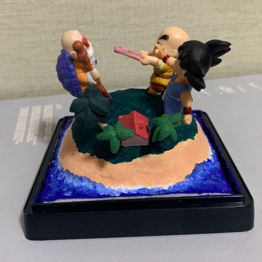 ドラゴンボール　亀仙人　孫悟空　クリリン　カメハウス　フィギュア