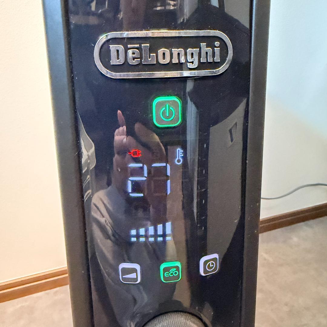 デロンギ MDHU15-BK マルチダイナミックヒーター 数字液晶の一部が未点灯
