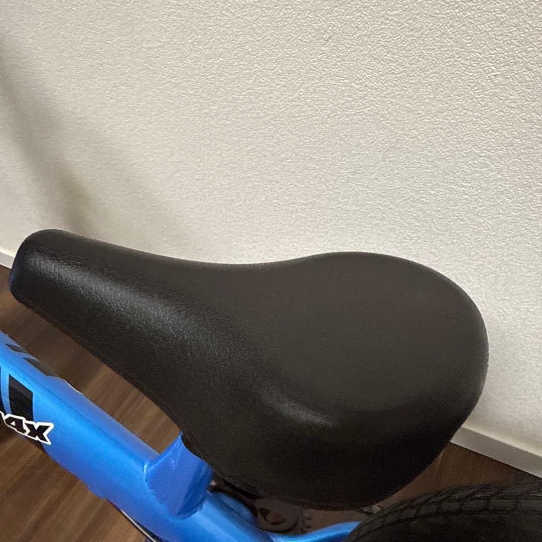 美品 ストライダー 14X スティールブルー 青 キッズ 自転車 キッズバイク