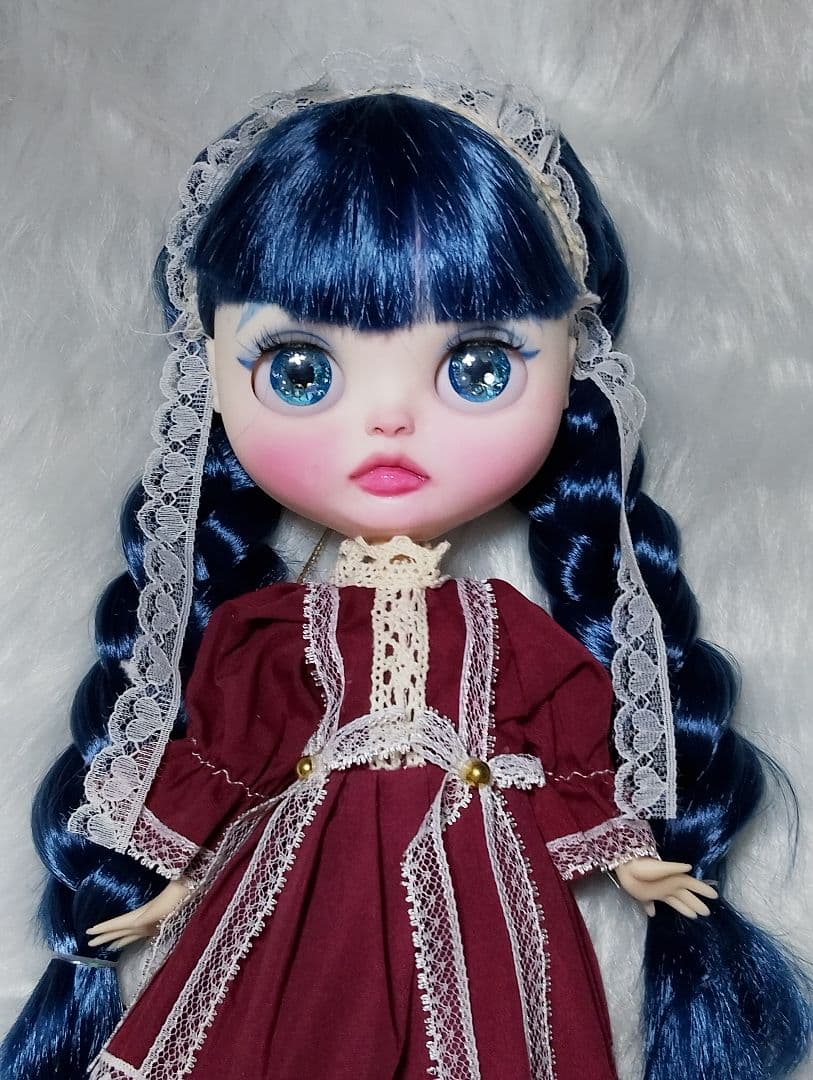 カスタムアイシードール 青髪の女の子 くびかしげ アウトフィット付き カスタムアイシードール 青髪の女の子 くびかしげ アウトフィット付き