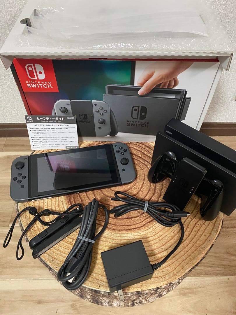 Nintendo Switch ニンテンドースイッチ本体　グレー ⑦