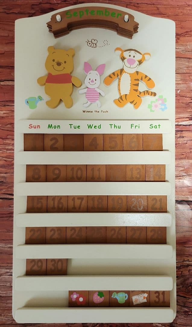 ディズニー くまのプーさん 木製万年カレンダー Disney レア