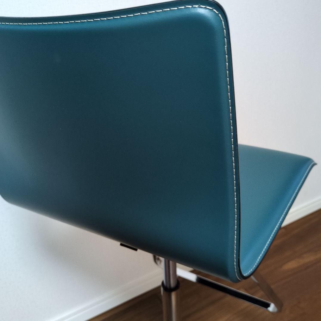 カッテラン • イタリア TOTO sgabello カウンターチェア/スツール