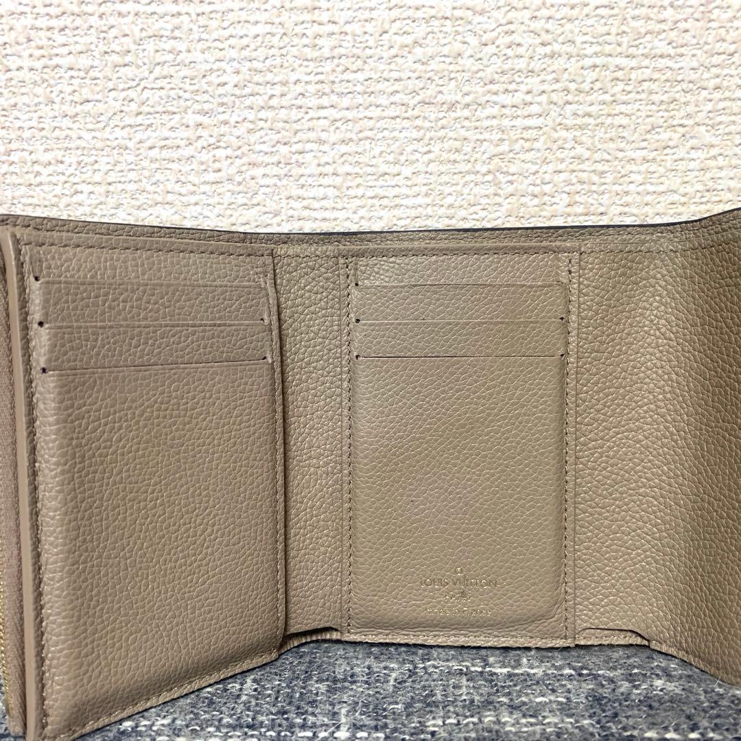 ⭐︎週末値下げ⭐︎【箱、袋、紙袋付き】ルイヴィトン ポルトフォィユ