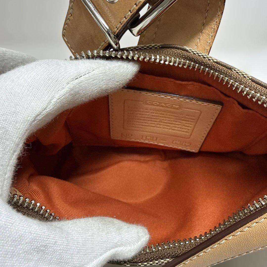 COACH ショルダーバッグ ロゴ柄