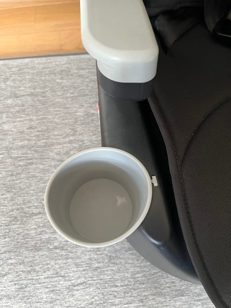 再値下げ！！送料込み！！　Joie エレベート　ジュニアシート