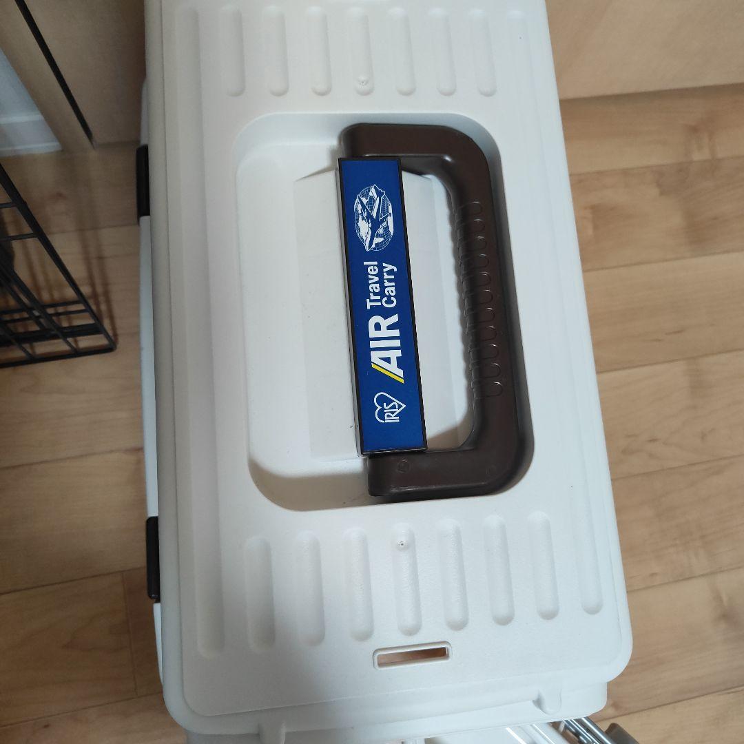 アイリスオーヤマ コンビネーションサークルとエアトラベルキャリーの