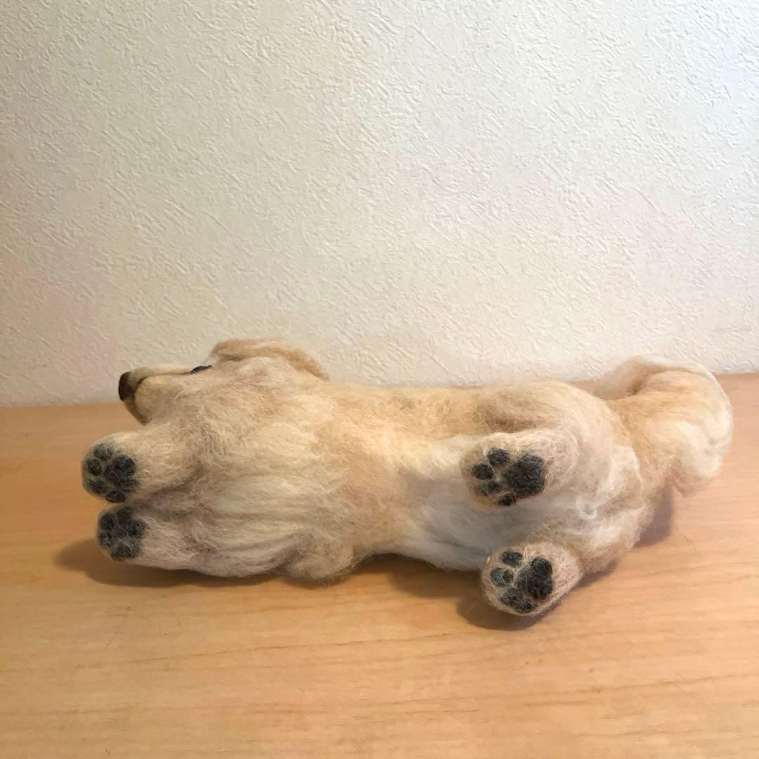ダックスフンド　ドッグ ベージュ 首輪付き　羊毛フェルト　ぬいぐるみ