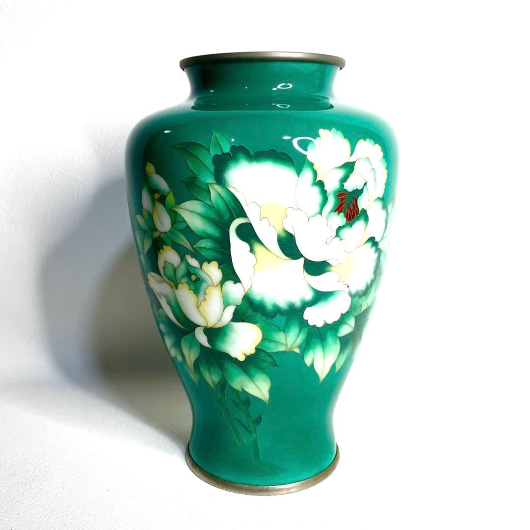 美術七宝焼』 花瓶 緑牡丹 壺 陶磁器 花柄 - メルカリ