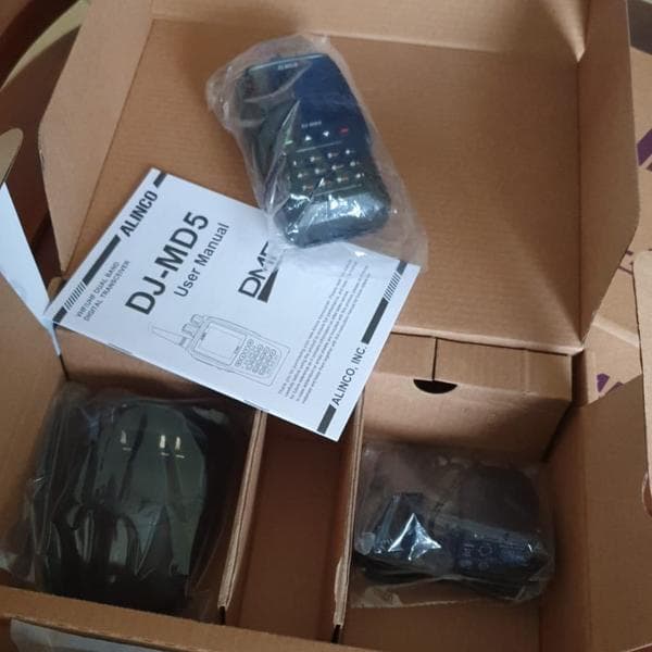 トランシーバー ALINCO DJ-MD5 ALINCO DJ-MD5 トランシーバー アルインコの海外仕様DMR機「DJ-MD5」を