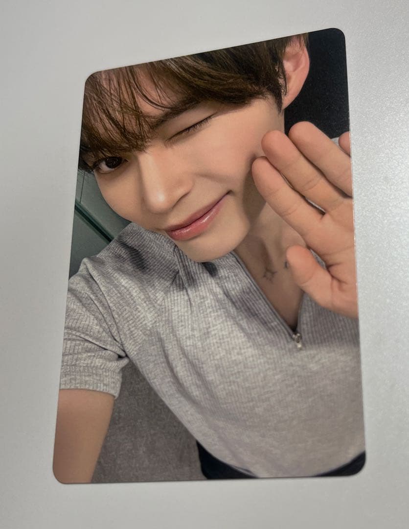 ゼベワン ハンビン トレカ 会場限定 - メルカリ