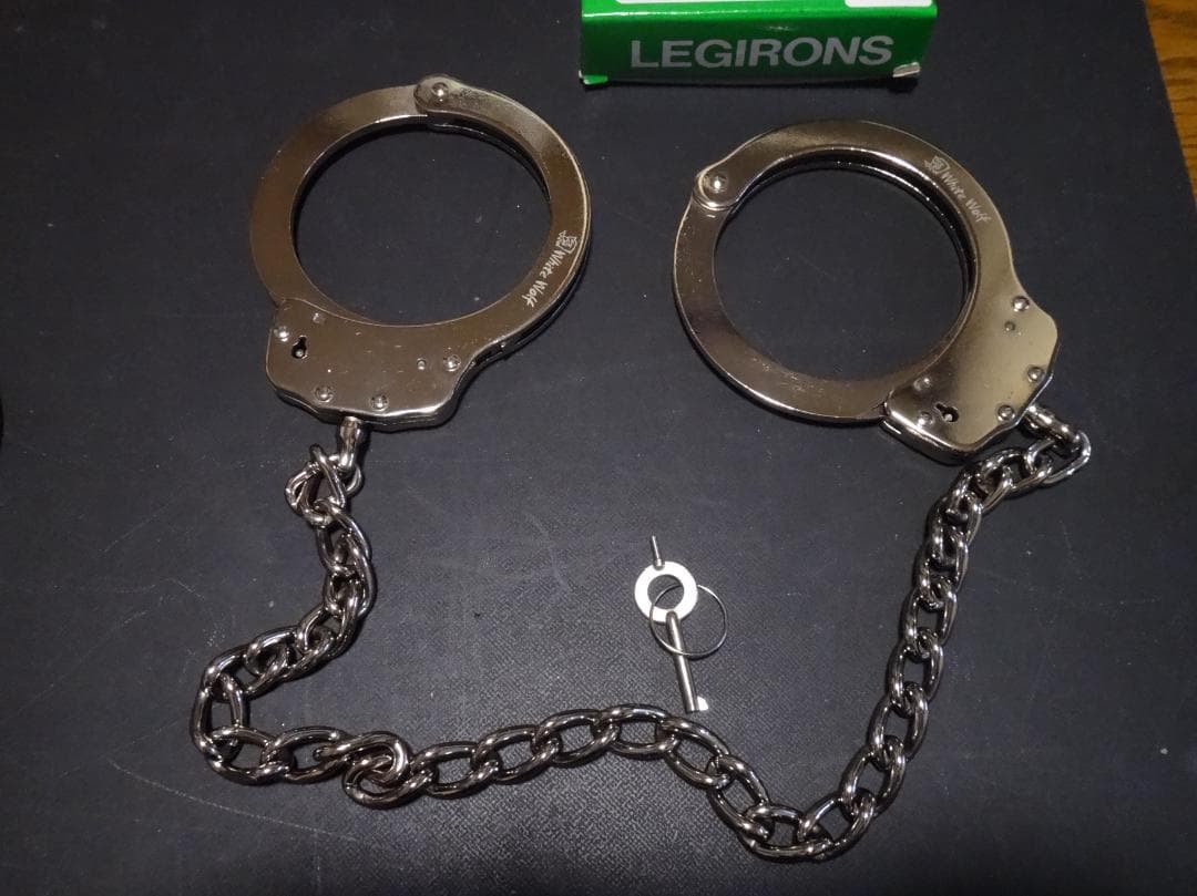 ASP 手錠 ハンドカフ ホワイトウルフ レッグカフ 足枷 3個セット