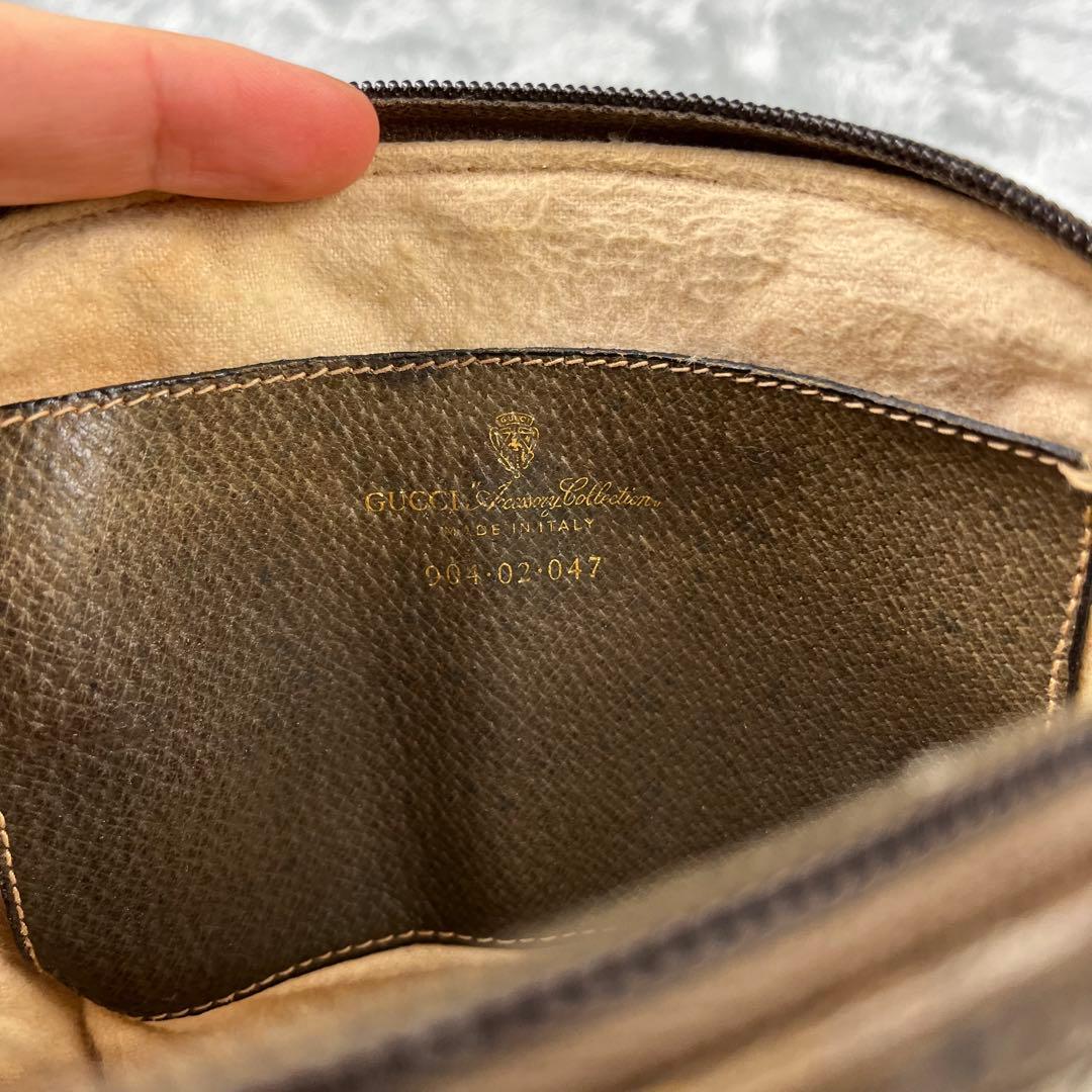 Gucci グッチ ショルダーバッグ GG シェリーライン 肩掛け◯