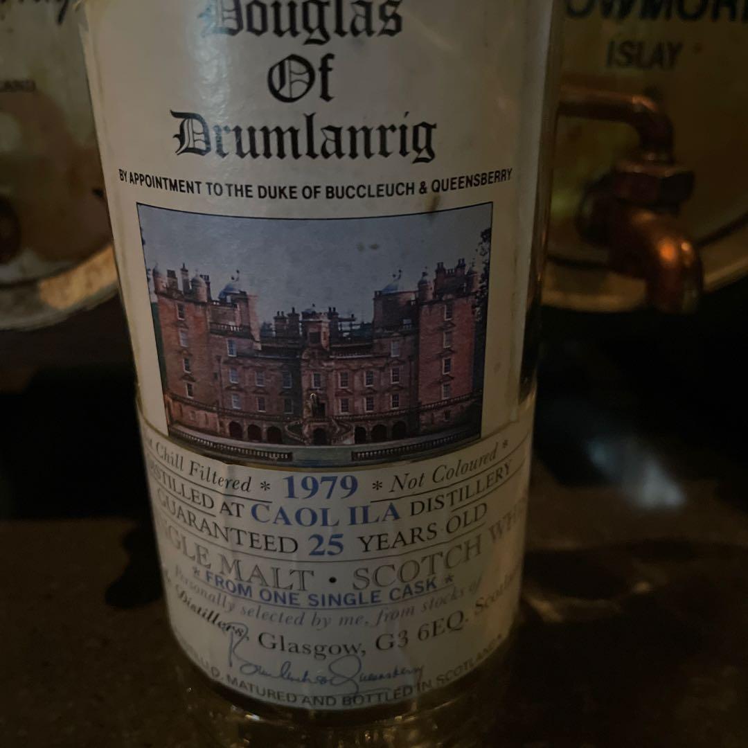 Douglas Of Drumlanrig カリラ25年 1979 空き瓶の通販はau PAY