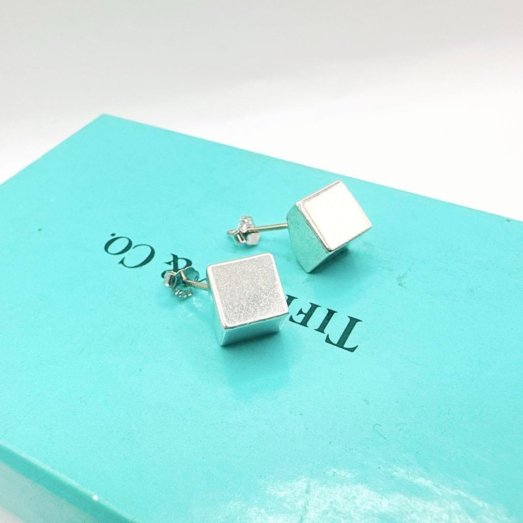 2795 保存箱・袋付き✨Tiffany ピアス キューブ シルバー925