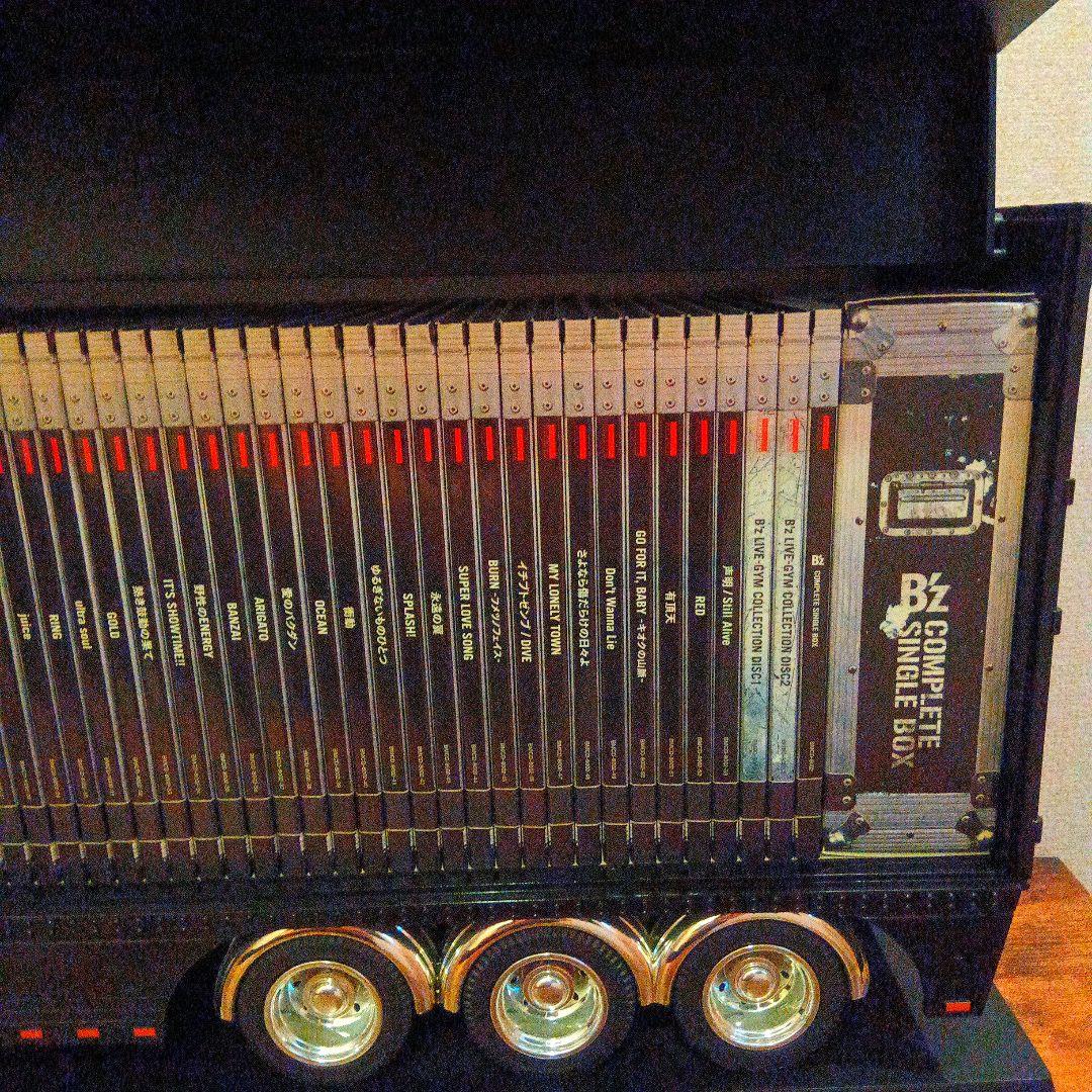 B'z COMPLETE SINGLE BOX トレーラーエディション 入手困難 - メルカリ