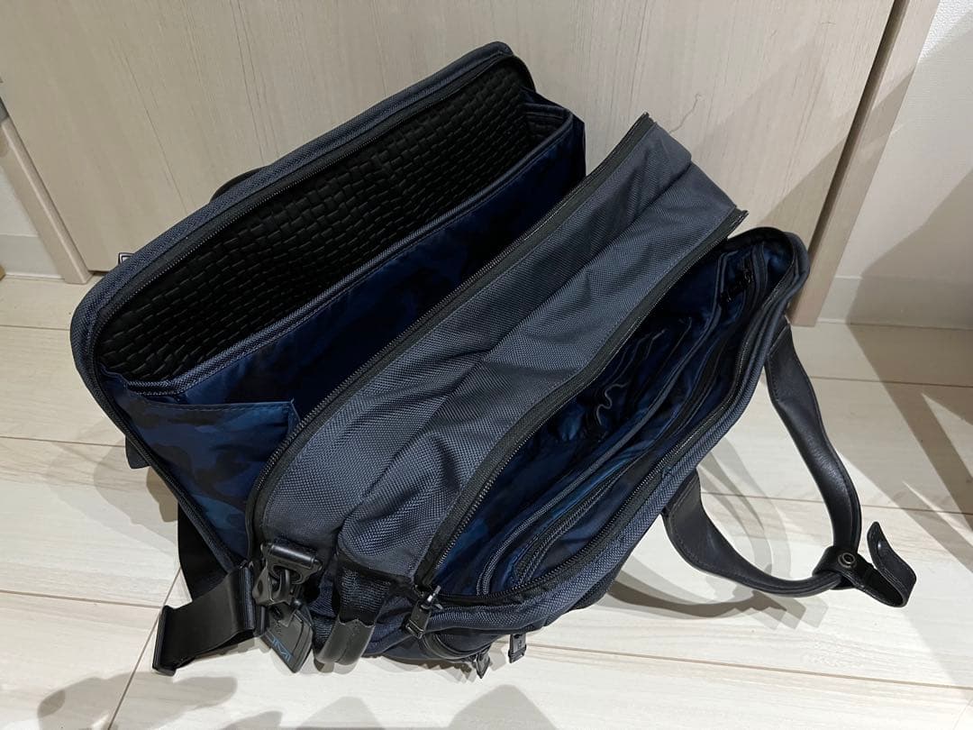 あらま【美品】TUMI × SOPHNET スリーウェイブリーフ 3way