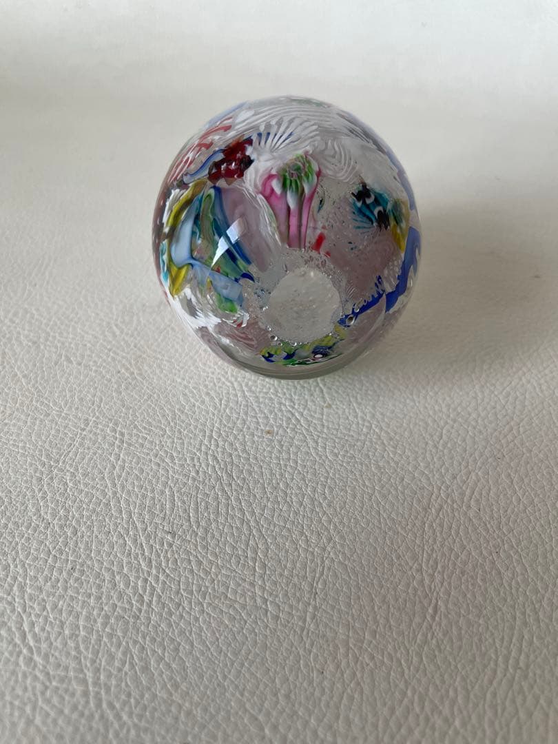 ベネチアンガラス エッグ型 ペーパーウエイト 文鎮 ラッティチーノ模様