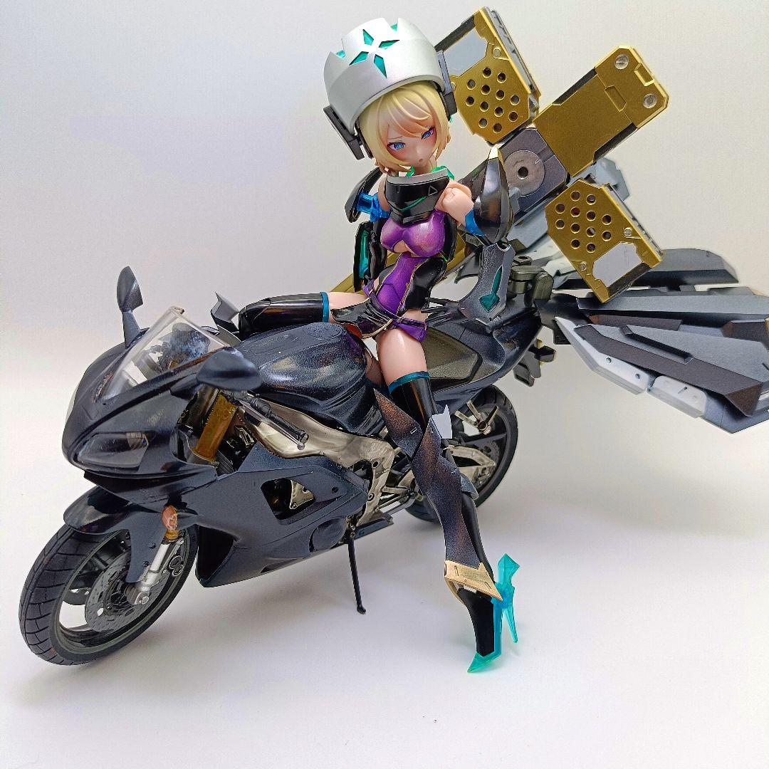 メガミデバイス エクソシスト WIDOW バイクライダー プラモデル 塗装