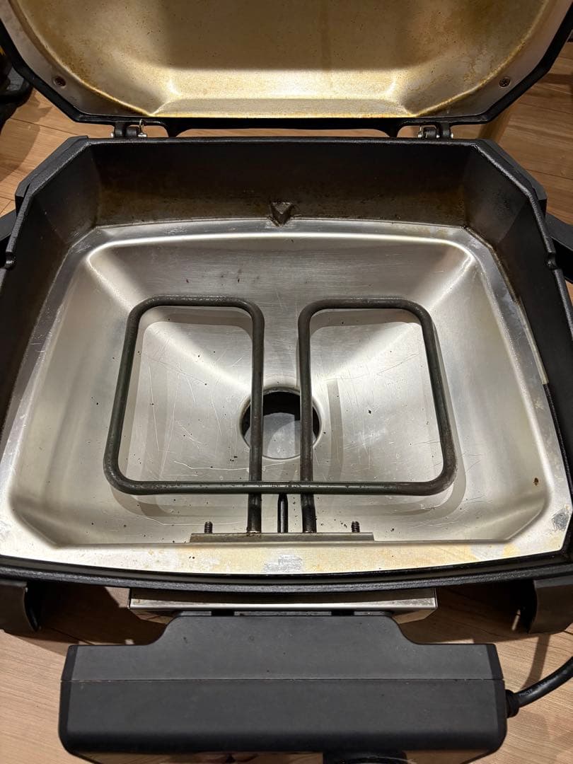 中古　Weber Pulse 1000 電気グリル