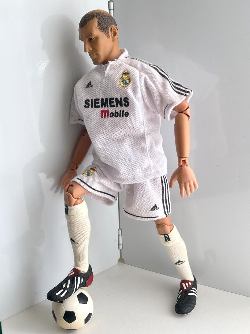 ジダン フィギュア レアル マドリード フランス adidas zidane