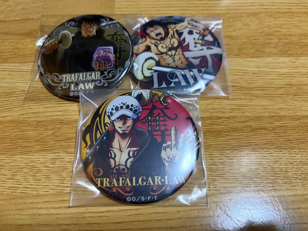 最終値下げ】 トラファルガー・ロー 缶バッジ セット - メルカリ