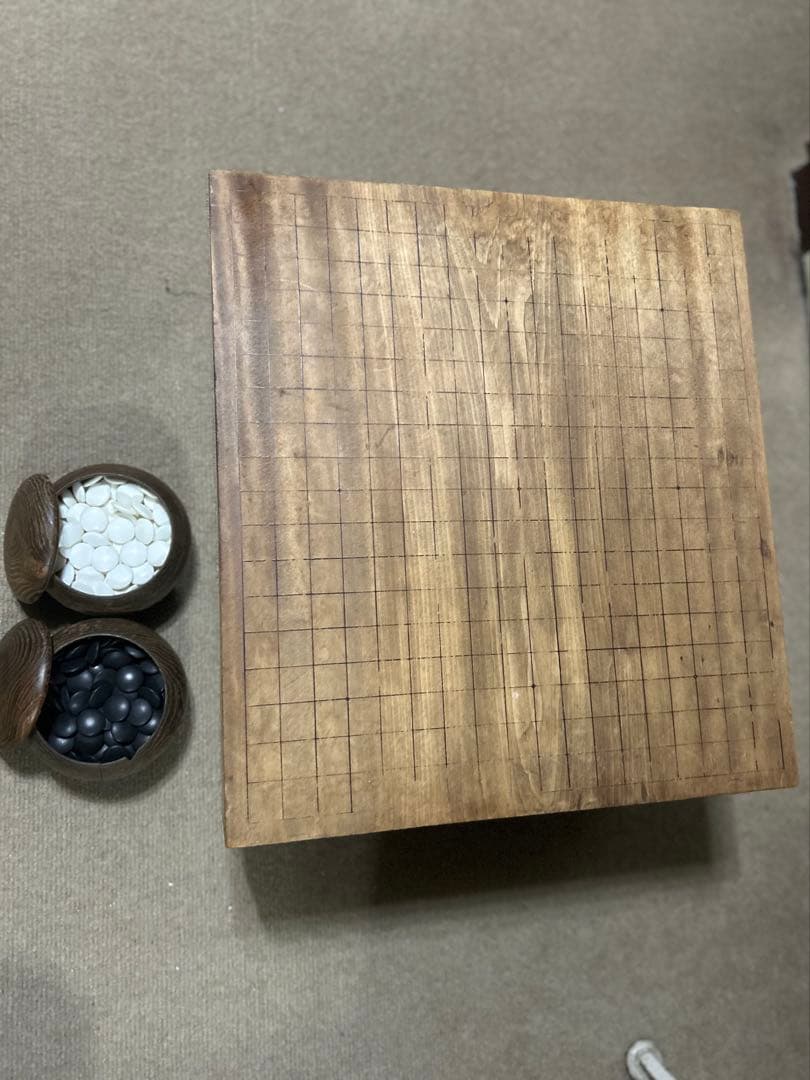 木製囲碁盤と白黒石セット