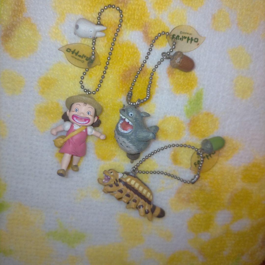 となりのトトロ！トトロ・ネコバス・メイ フィギュア ストラップセット