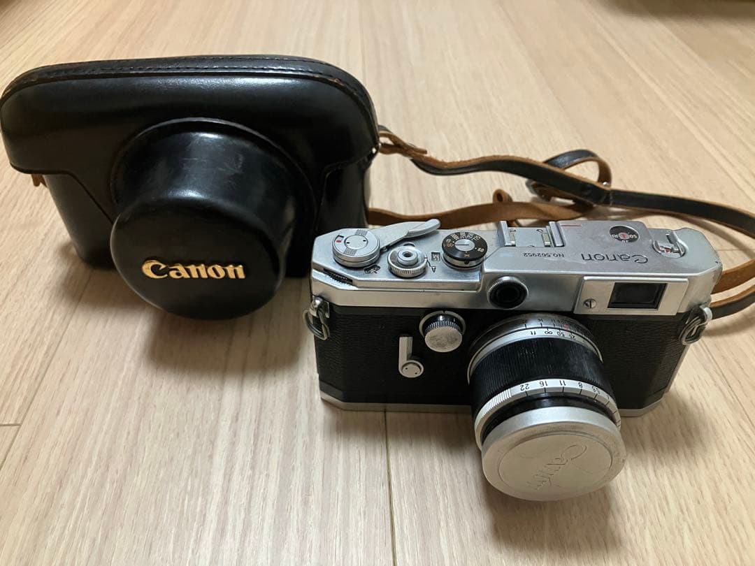 Canon 35mmフォーカルプレーンシャッター式距離計連動カメラ ケース付き Canon 35mmフォーカルプレーンシャッター式距離計連動カメラ ケース付き