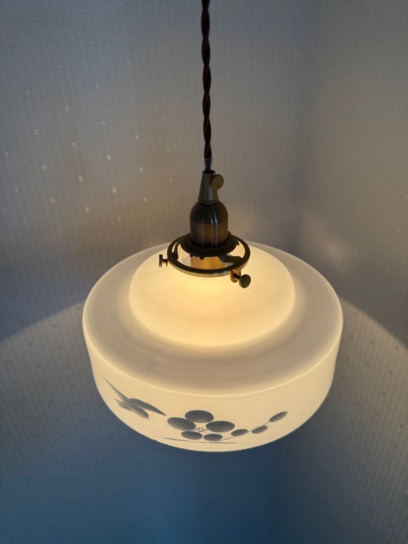 レトロ乳白ランプシェード ランプシェードのみです、電笠 ミルクガラス