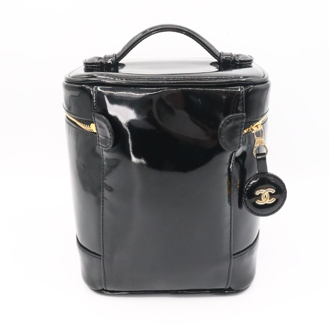 美品　シャネル　エナメル　ココマーク　バニティバッグ　ブラック