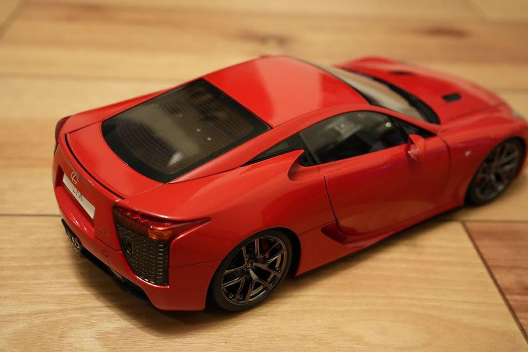 オートアート 1/18 レクサスLFA（レッド） 最終値下げ