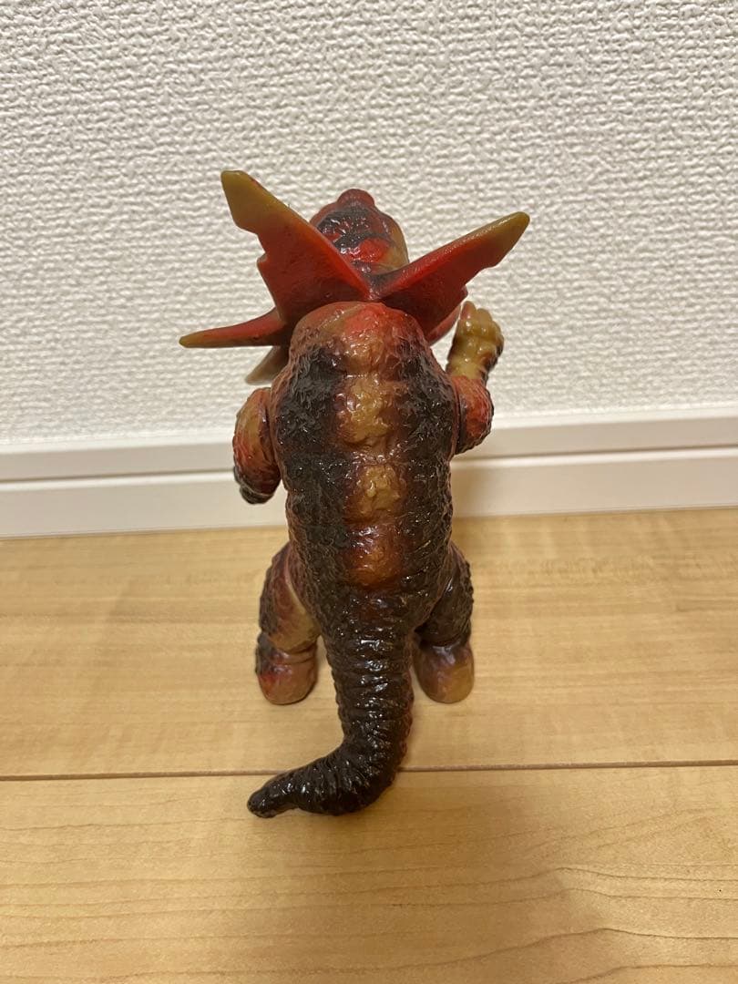 ウルトラマンシリーズ妖怪　ポピーキングザウルスシリーズガボラソフビ怪獣フィギュア