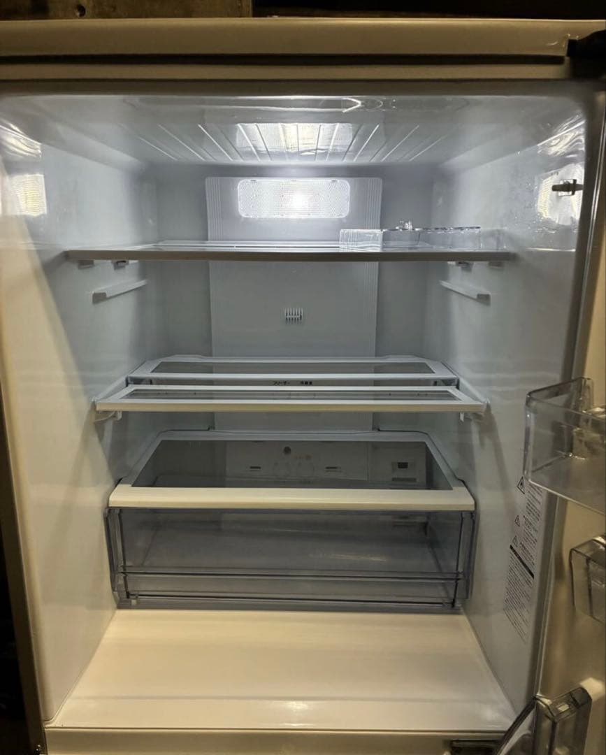 く*ま様 ☆ AQUA ノンフロン冷凍冷蔵庫 AQR-27H(S) 2019年製