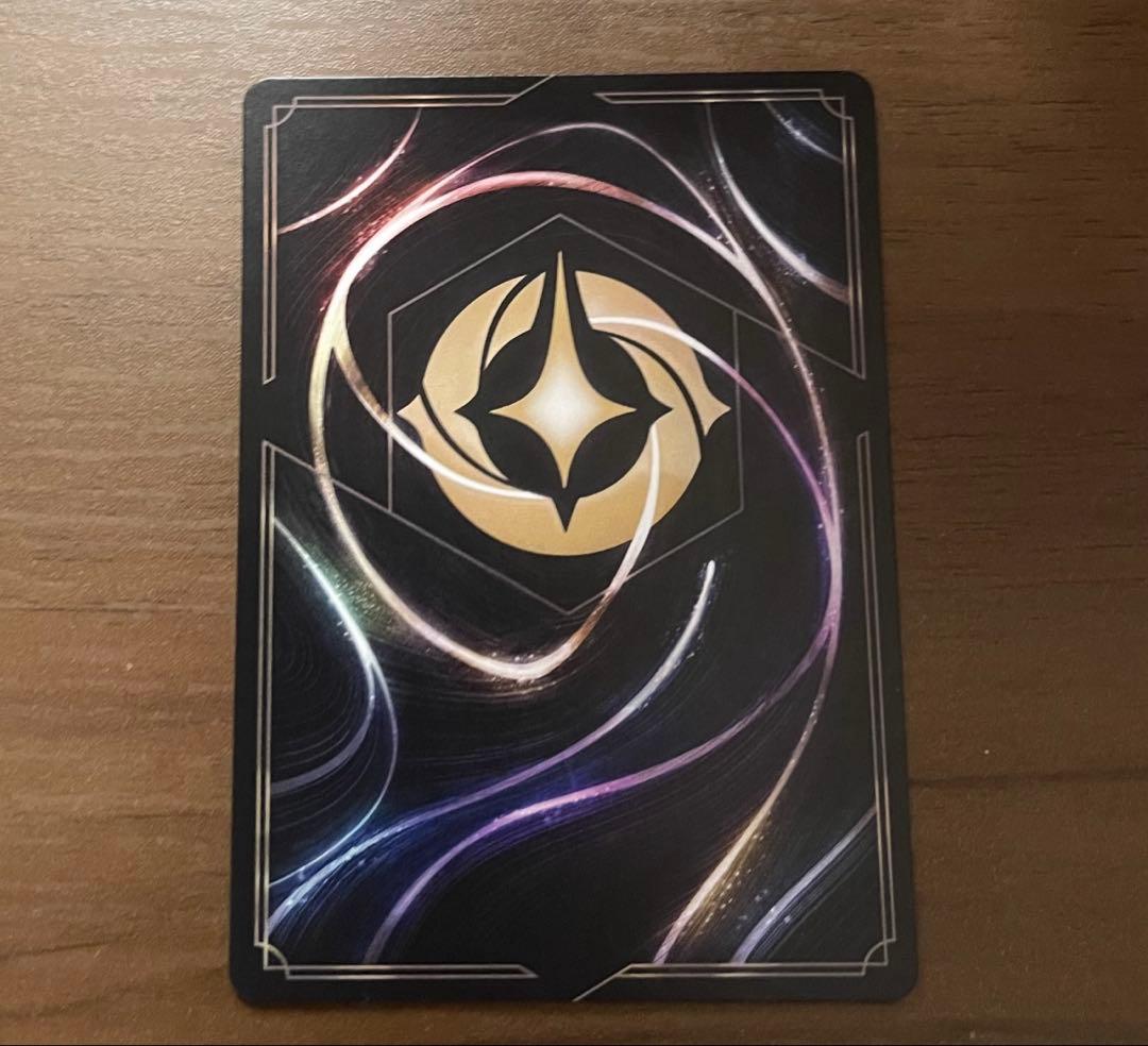 ディズニー　ナヴィーン王子　ウクレレ奏者　エンチャンテッド ロルカナ