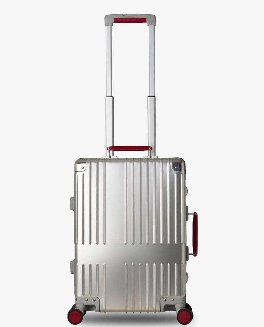 数量限定】INV1811STP Sterling Silver/Red 36L - メルカリ