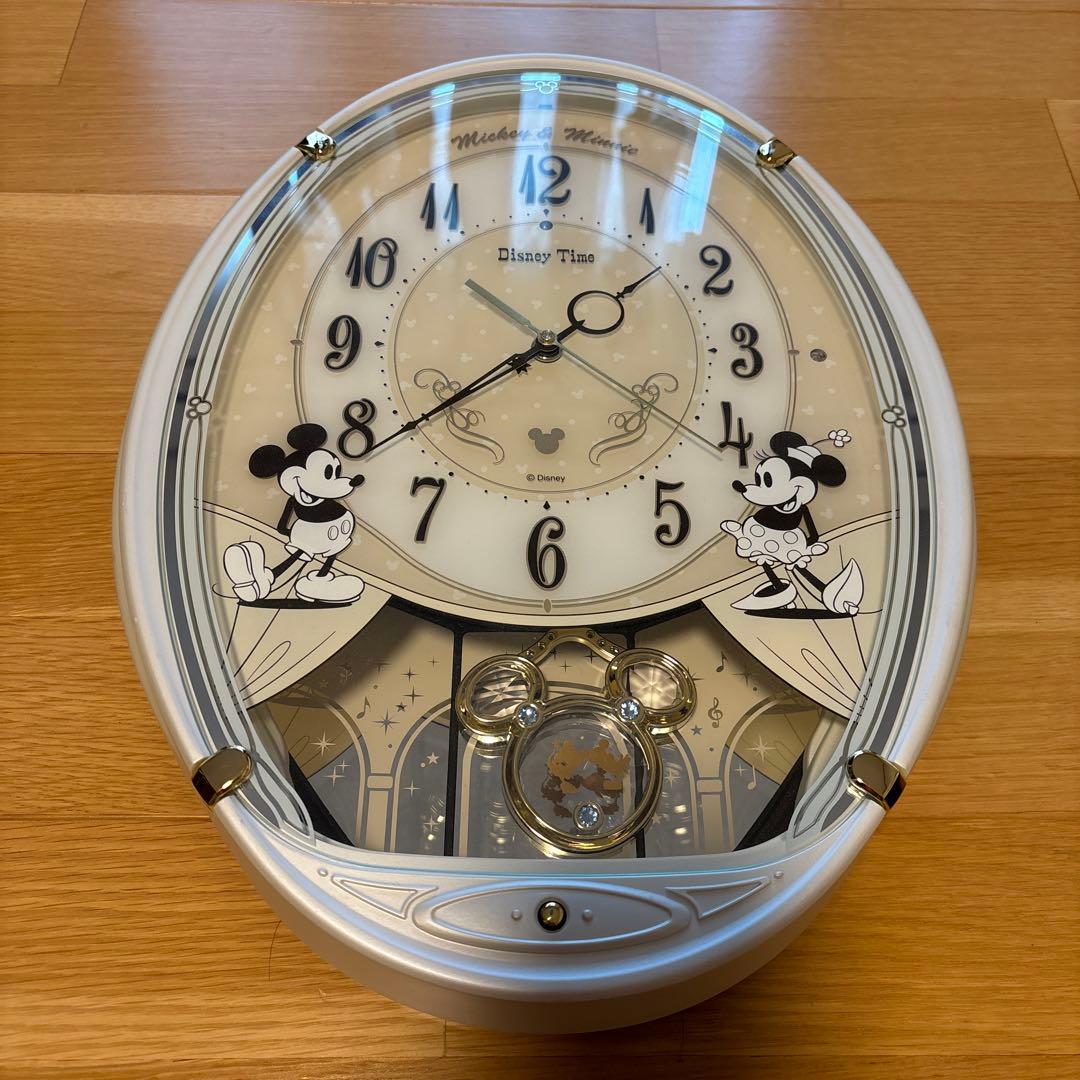 ディズニー　メロディ付き掛時計 電波時計　FW579W